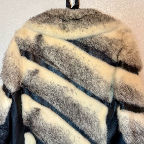 Vintage Smith Fine Furs Fur & Leather Coat Vintage 60s/70s Black White Medium - Picture 11 of 14